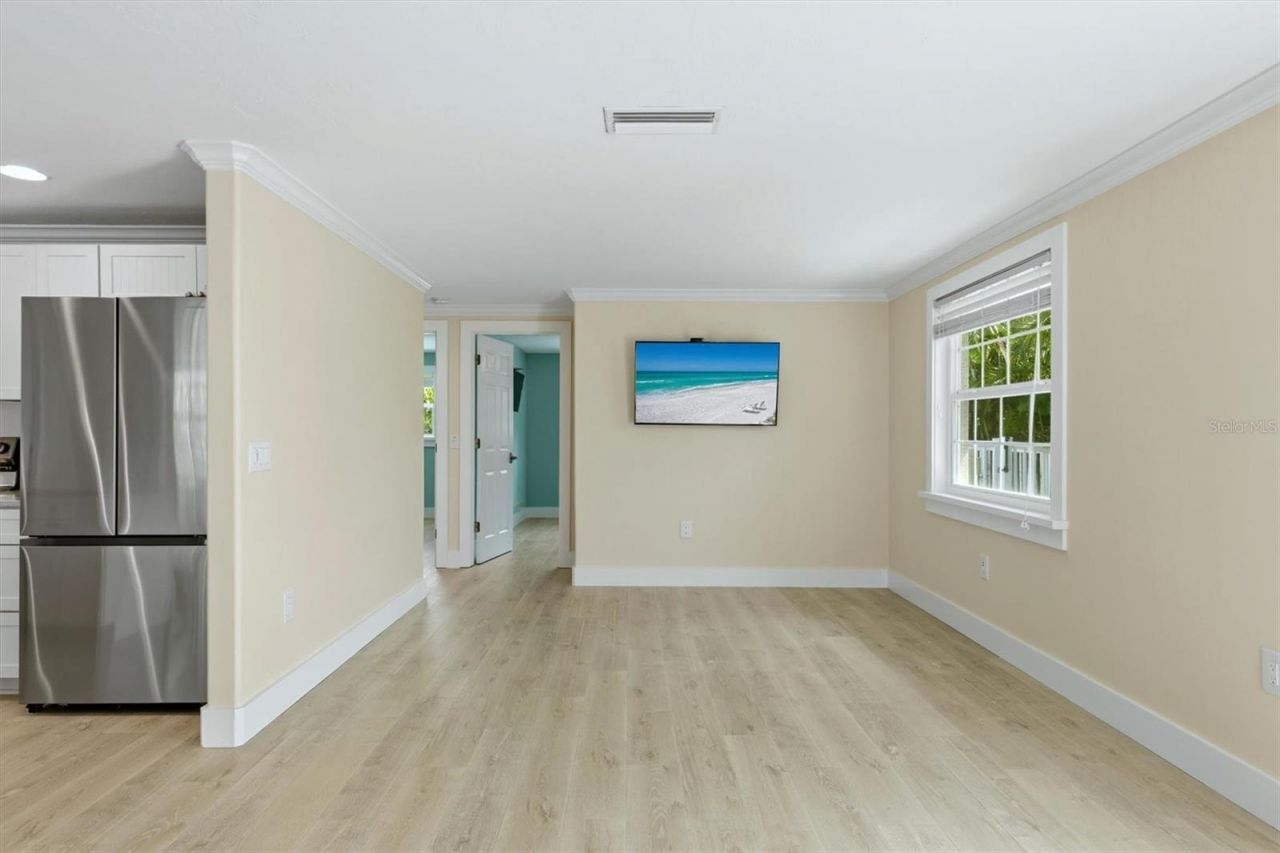 5803 De Palmas Avenue, Holmes Beach, FL 34217 Photo