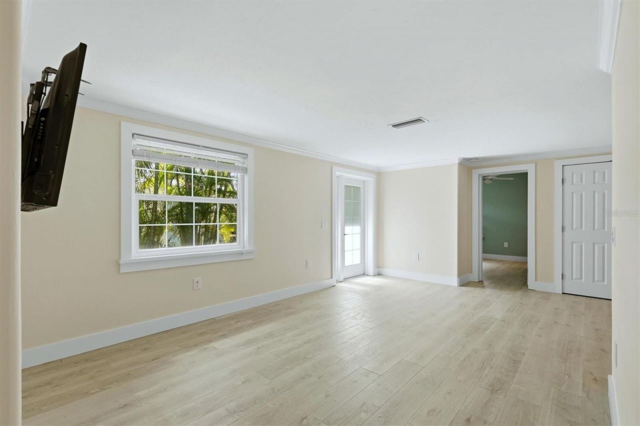 5803 De Palmas Avenue, Holmes Beach, FL 34217 Photo