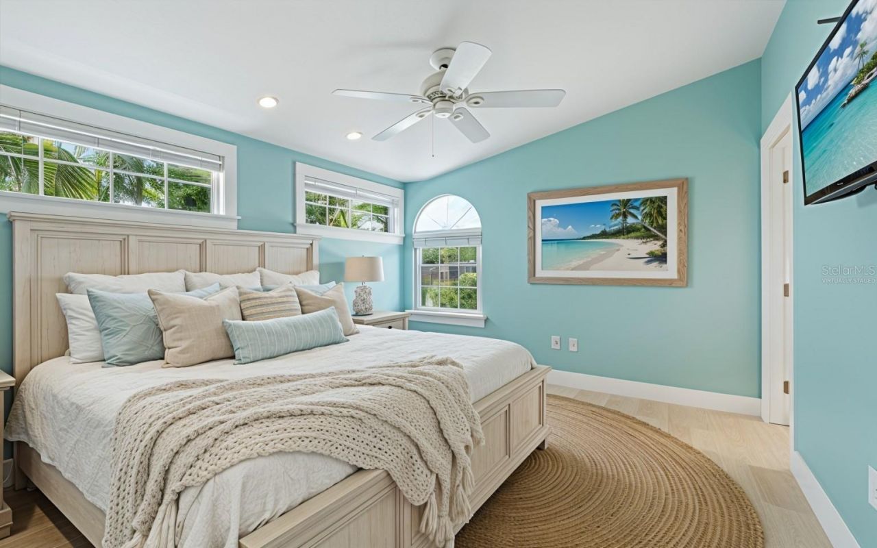 5803 De Palmas Avenue, Holmes Beach, FL 34217 Photo