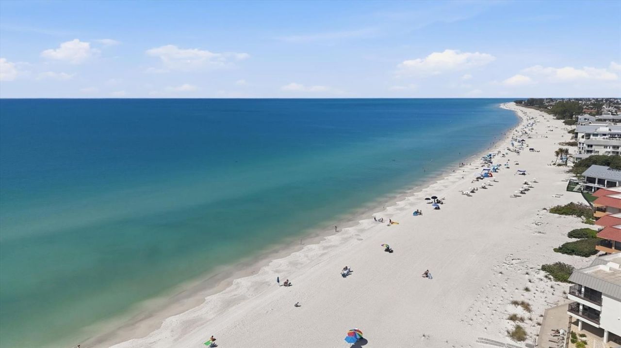 5803 De Palmas Avenue, Holmes Beach, FL 34217 Photo