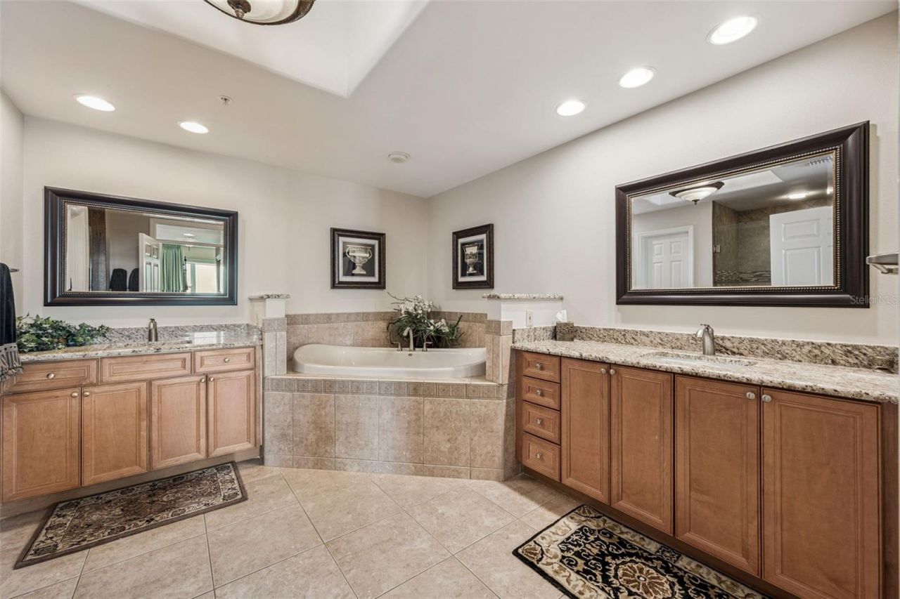 8767 The Esplanade, Unit 44, Orlando, FL 32836 Photo