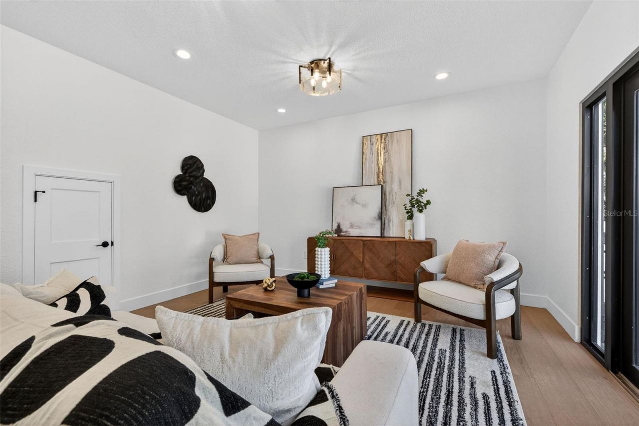 159 17th Avenue N, Saint Petersburg, FL 33704 Photo