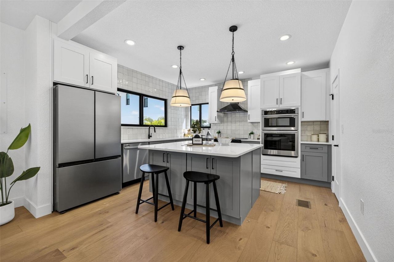 159 17th Avenue N, Saint Petersburg, FL 33704 Photo