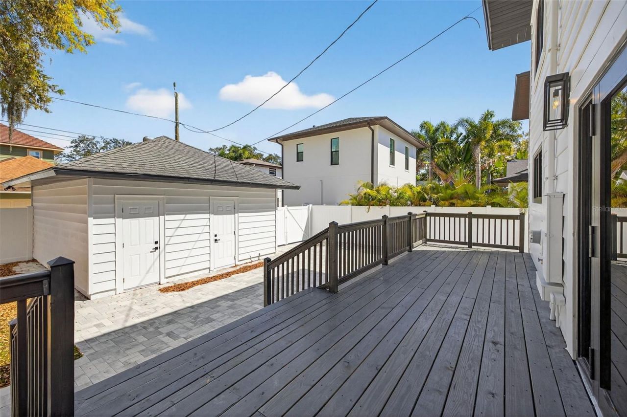 159 17th Avenue N, Saint Petersburg, FL 33704 Photo