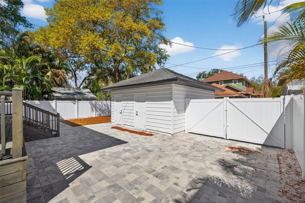 159 17th Avenue N, Saint Petersburg, FL 33704 Photo