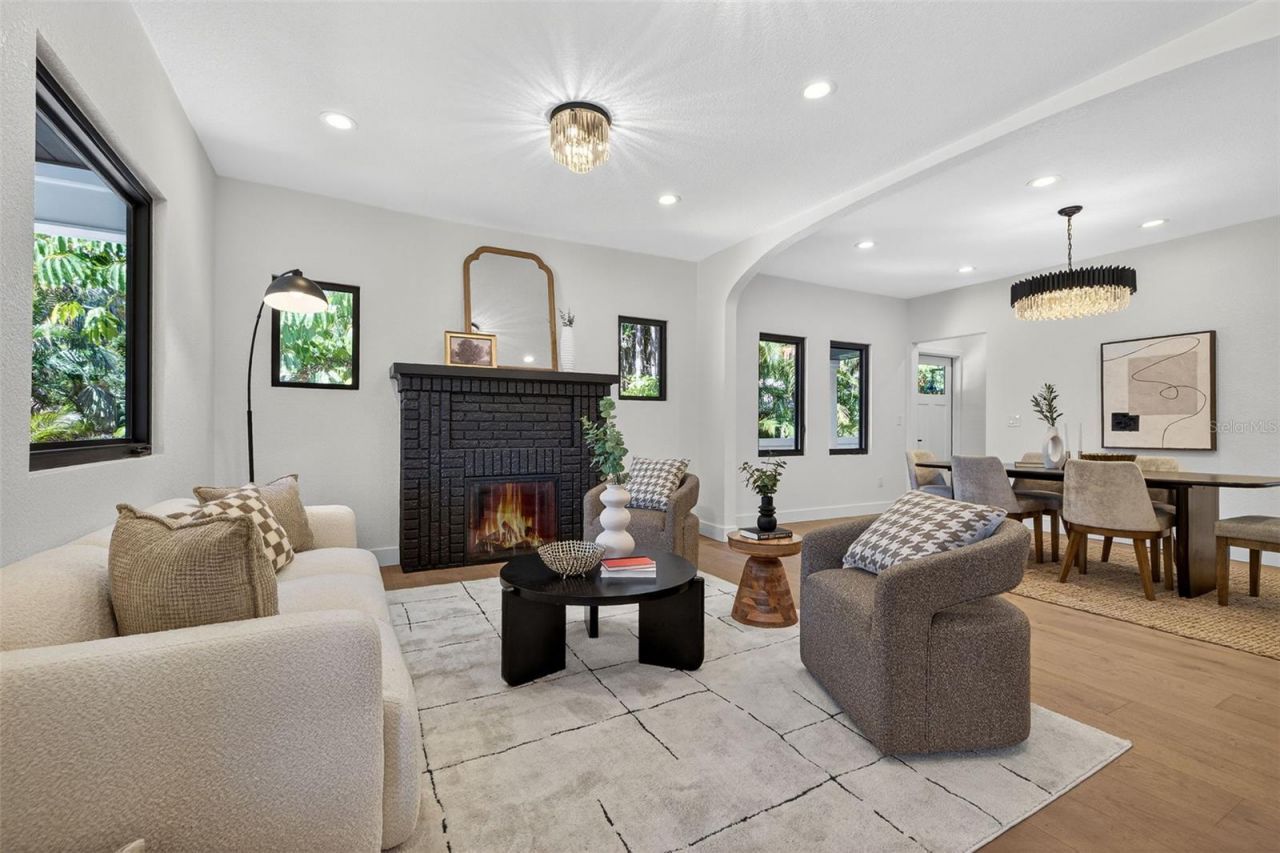 159 17th Avenue N, Saint Petersburg, FL 33704 Photo