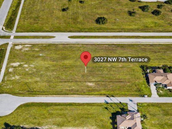 3027 NORTHWEST 7TH TERRACE , CAPE CORAL, FL 33993