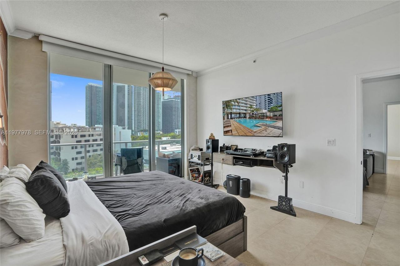 3470 E Coast Ave, Unit H0708, Miami, FL 33137 Photo