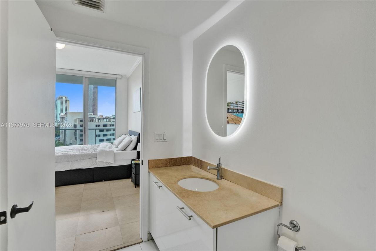 3470 E Coast Ave, Unit H0708, Miami, FL 33137 Photo