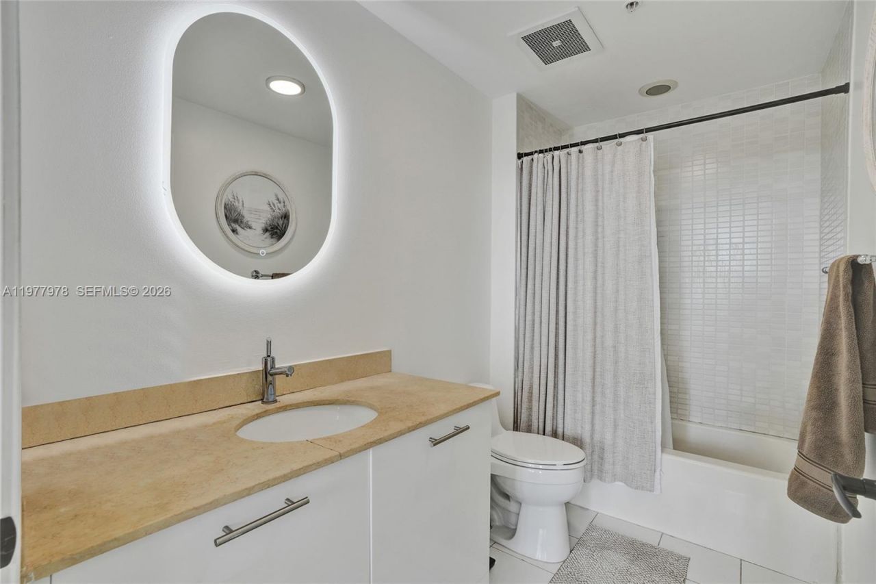 3470 E Coast Ave, Unit H0708, Miami, FL 33137 Photo