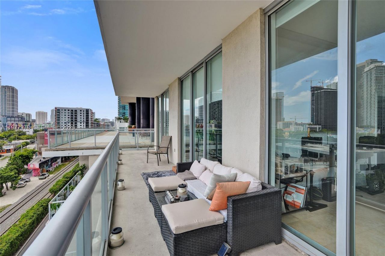 3470 E Coast Ave, Unit H0708, Miami, FL 33137 Photo