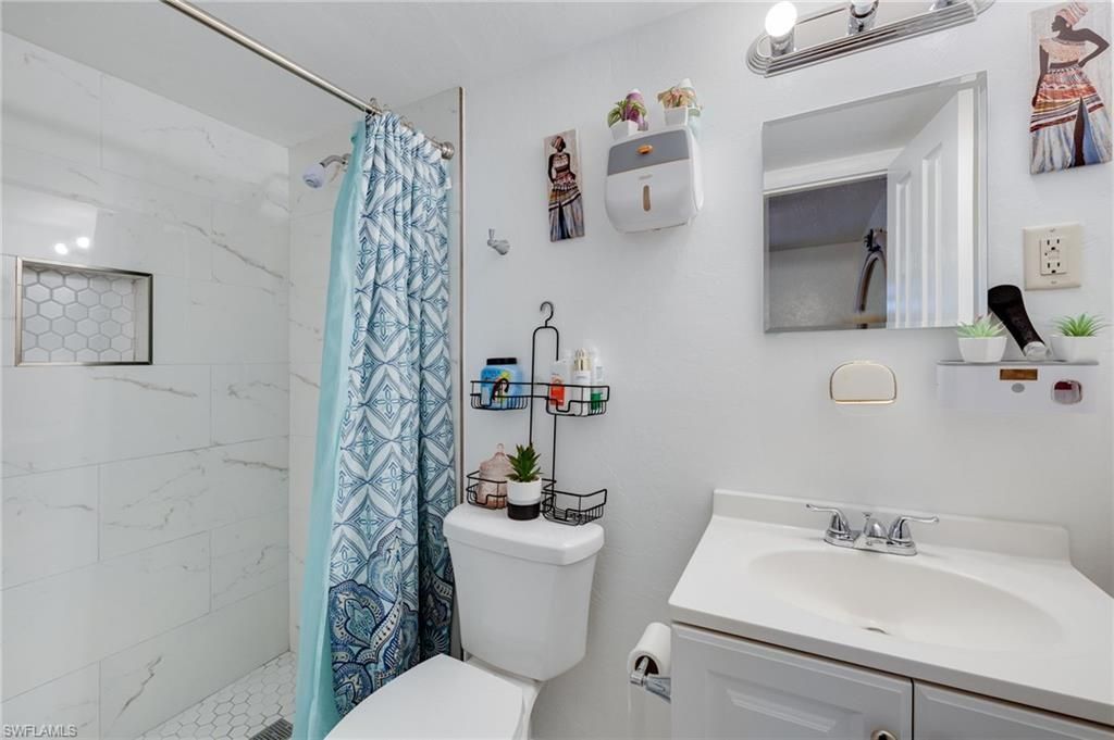 1652 Jamestown Ct , Fort Myers, FL 33907 Photo