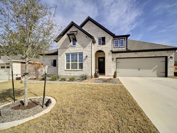 931 Gyngell, San Antonio, TX 78260