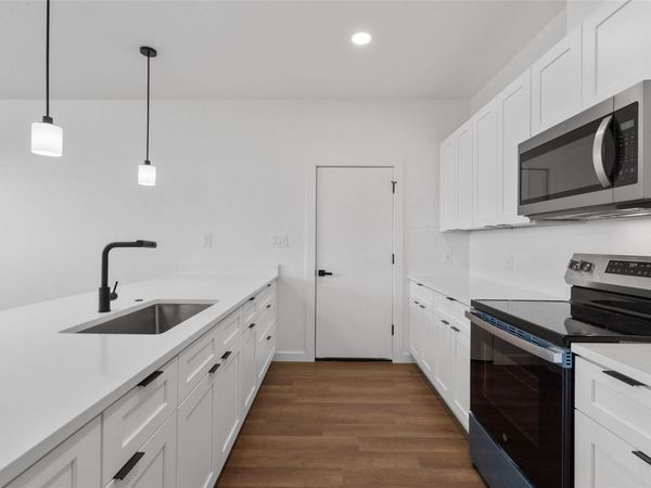 533 Hackberry RD, Unit A, Salado, TX 76571