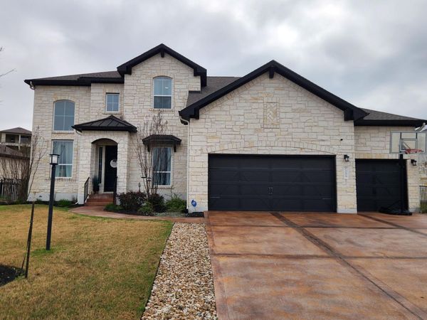 255 Baldovino SKWY, Lakeway, TX 78738