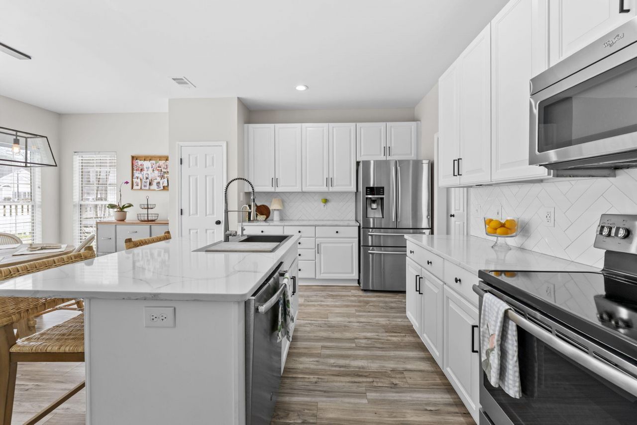 621 Antebellum Lane Photo 13