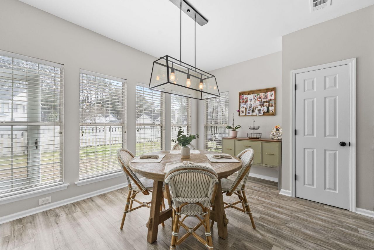 621 Antebellum Lane Photo 14