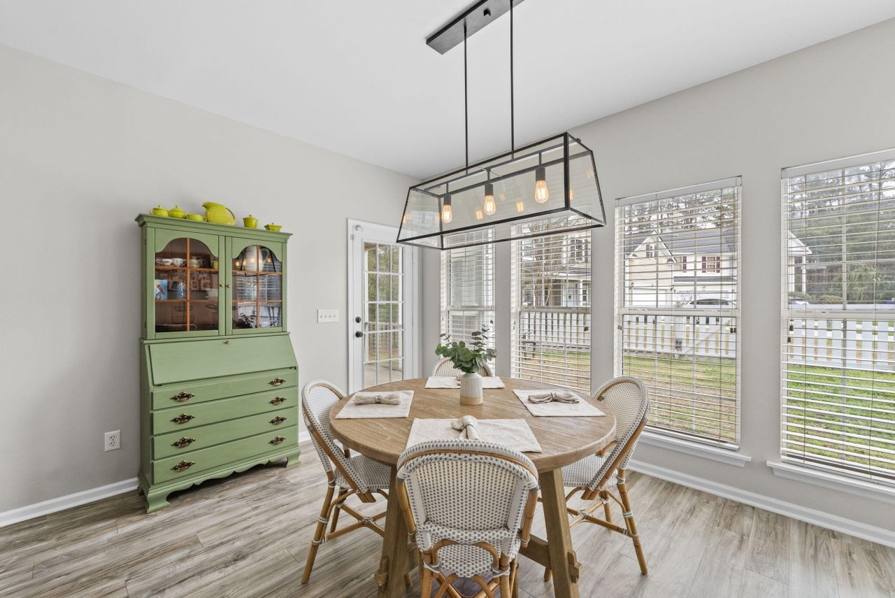 621 Antebellum Lane Photo 17