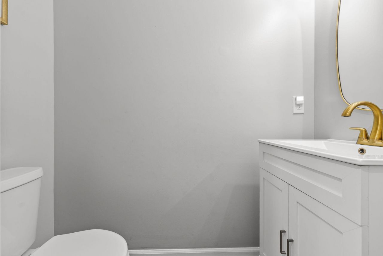 621 Antebellum Lane Photo 18