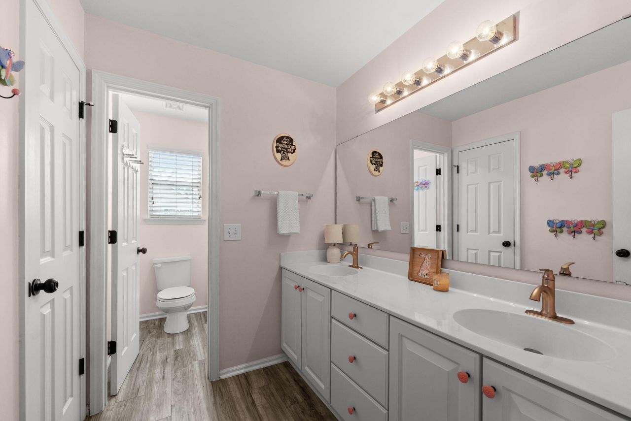 621 Antebellum Lane Photo 34