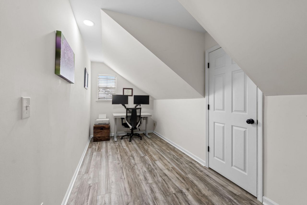 621 Antebellum Lane Photo 37