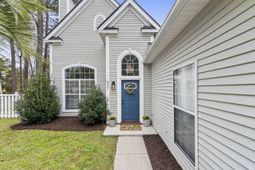 621 Antebellum Lane photo 4