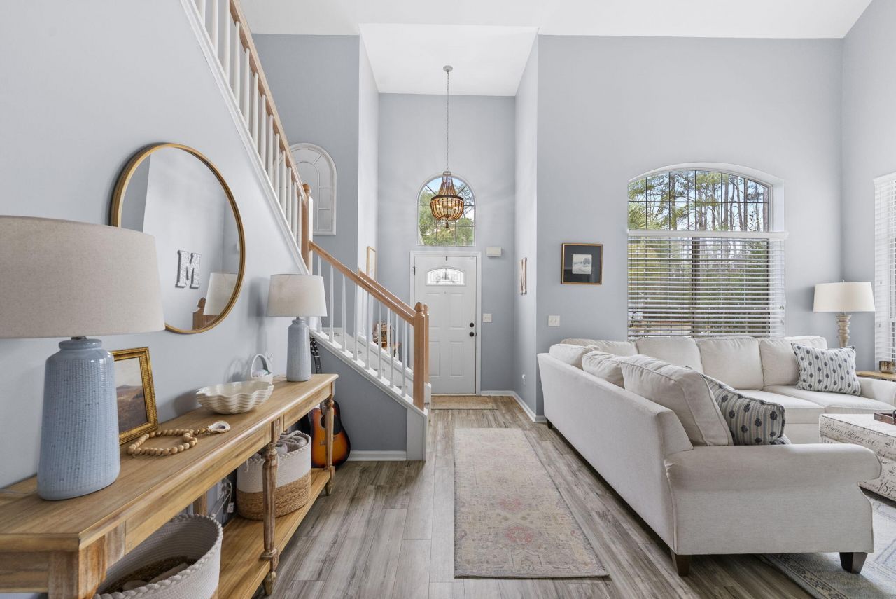 621 Antebellum Lane Photo 7