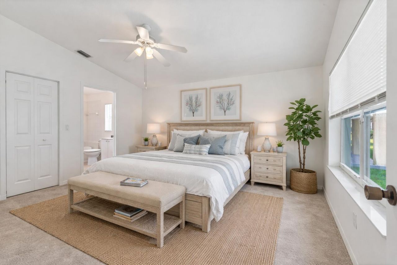 220 SW Lake Forest Way, Port Saint Lucie, FL 34986 Photo