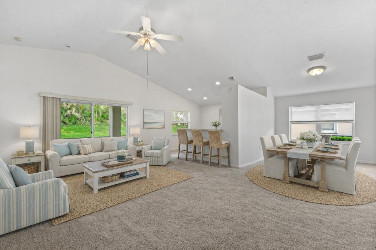 220 SW Lake Forest Way, Port Saint Lucie, FL 34986 Photo