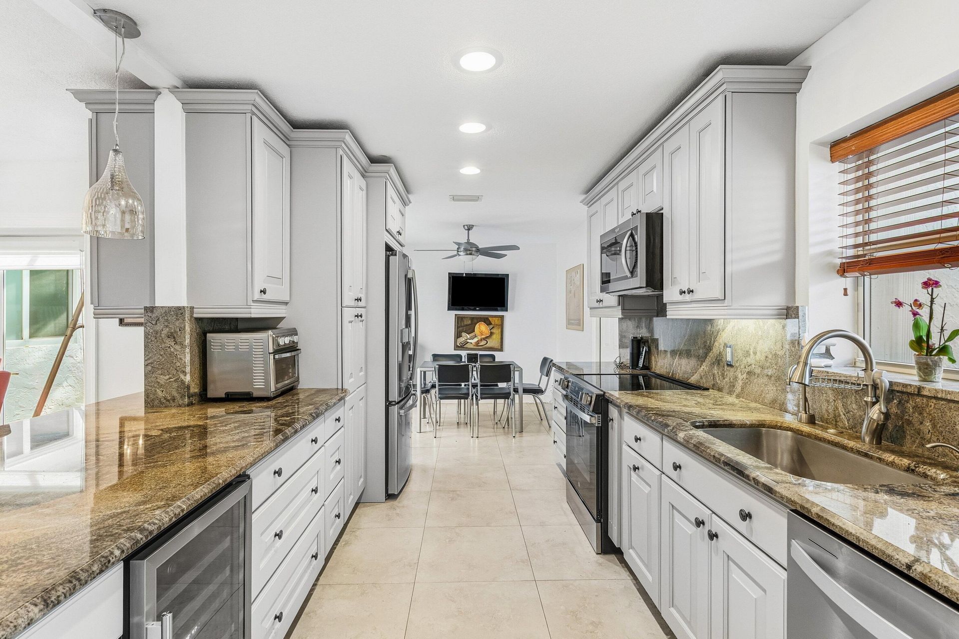 24 Cambridge Drive, Boynton Beach, FL 33436 Photo