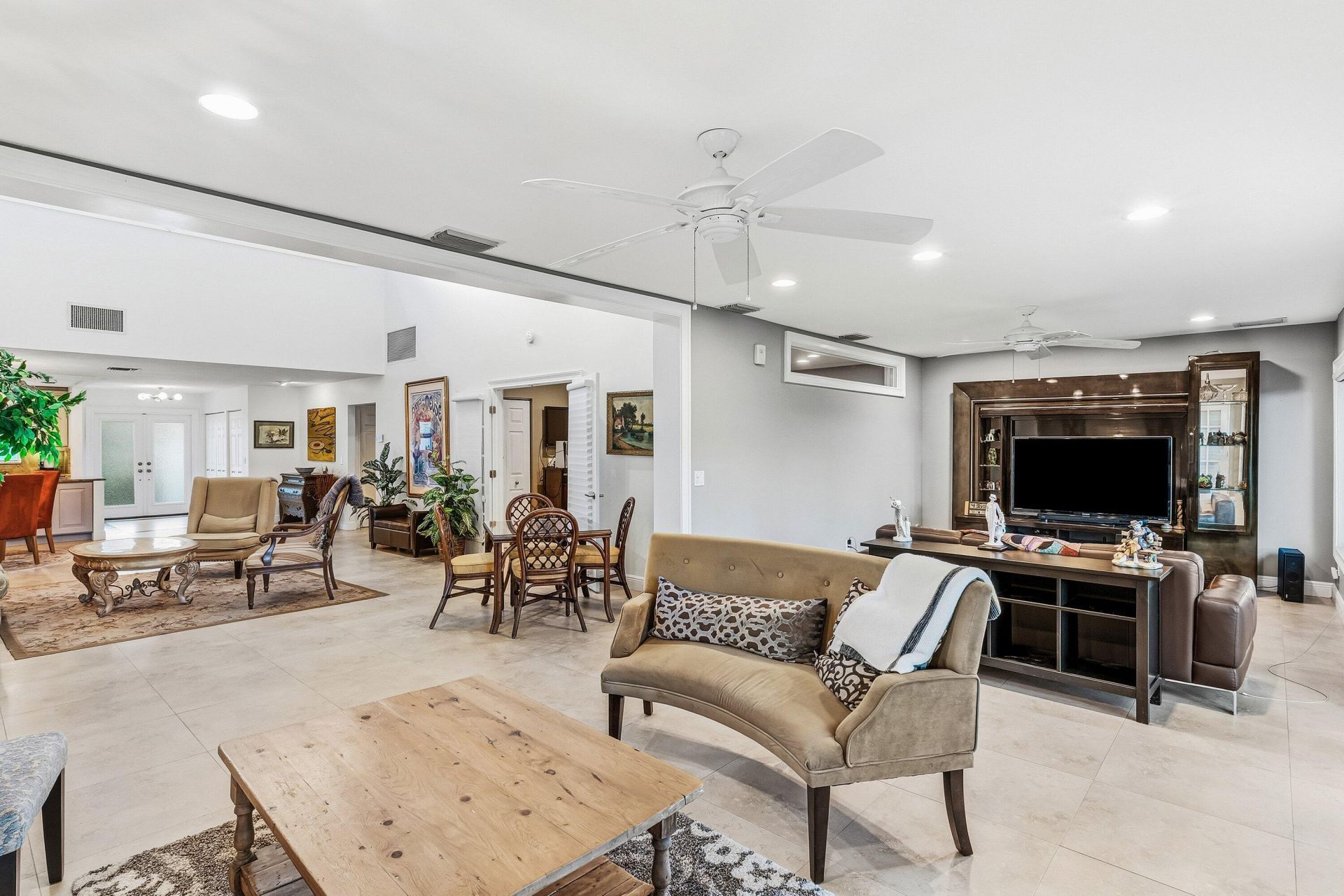 24 Cambridge Drive, Boynton Beach, FL 33436 Photo