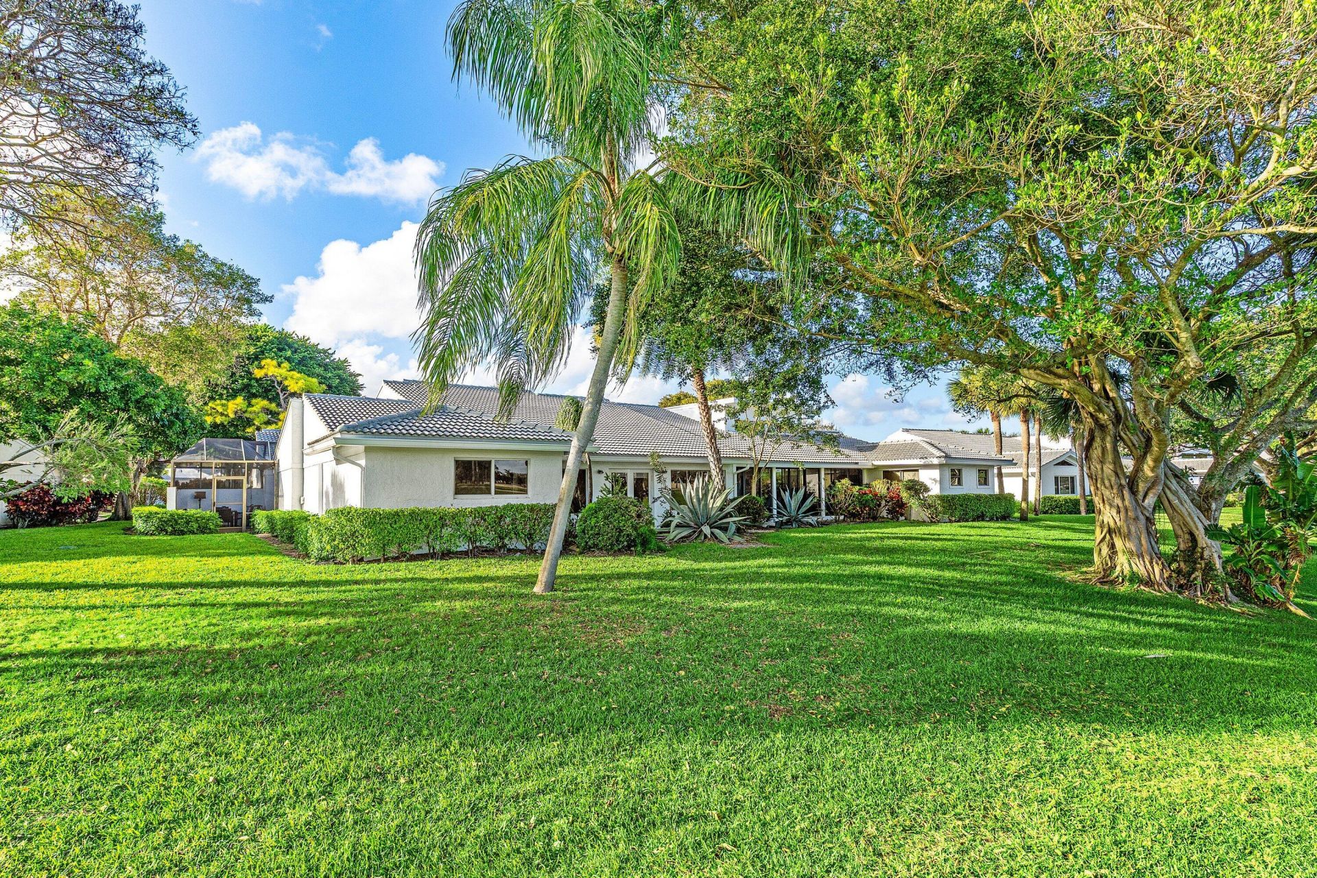 24 Cambridge Drive, Boynton Beach, FL 33436 Photo