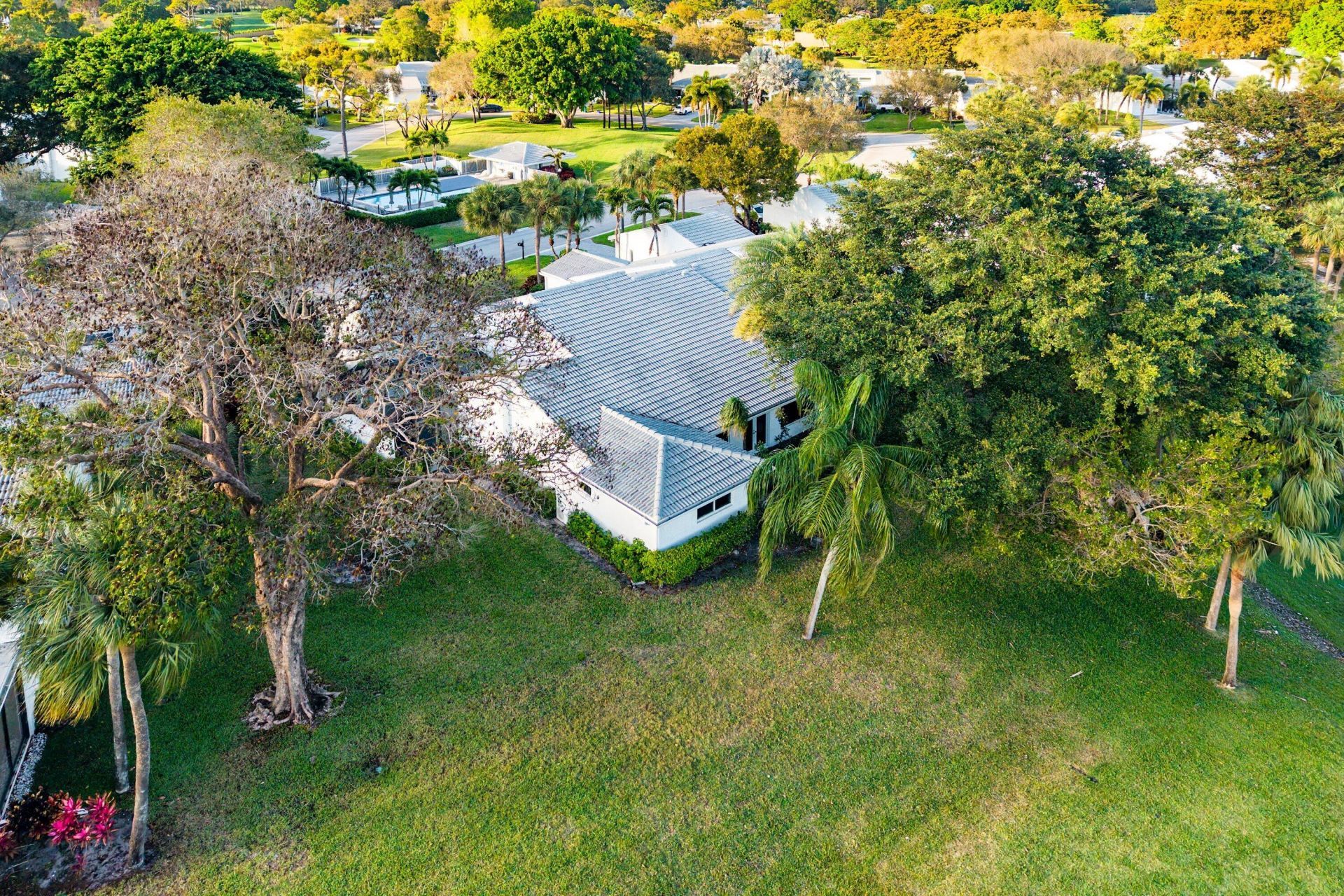 24 Cambridge Drive, Boynton Beach, FL 33436 Photo