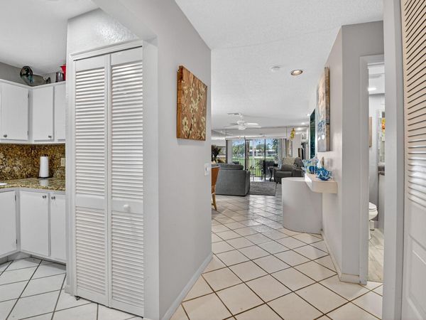 7 Southport Lane, Unit B, Boynton Beach, FL 33436