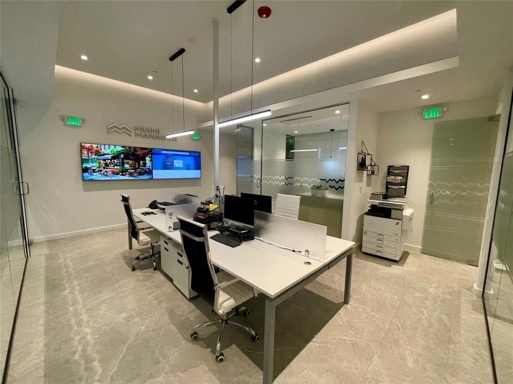 2980 NE 207th Street, Miami, FL 33180 Photo