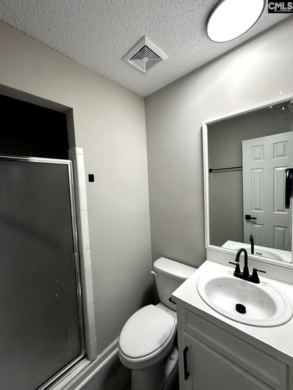 1909 Faraway Drive Photo 16