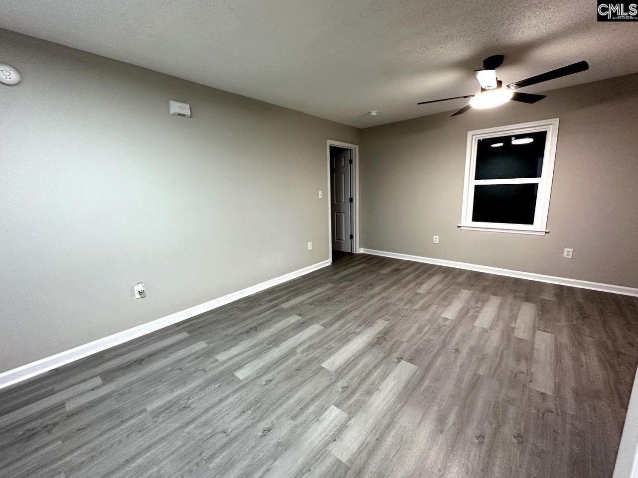 1909 Faraway Drive Photo 20