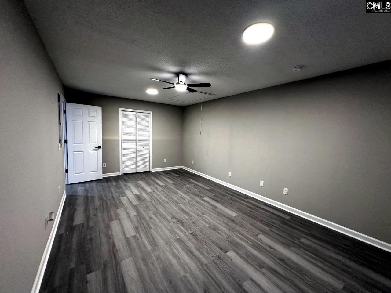 1909 Faraway Drive Photo 22