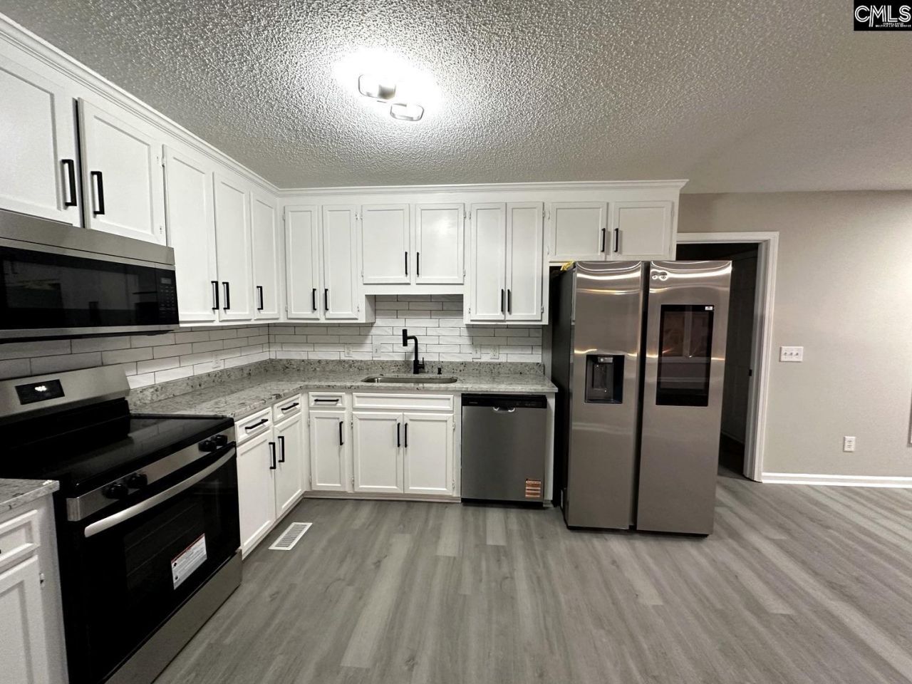 1909 Faraway Drive Photo 26