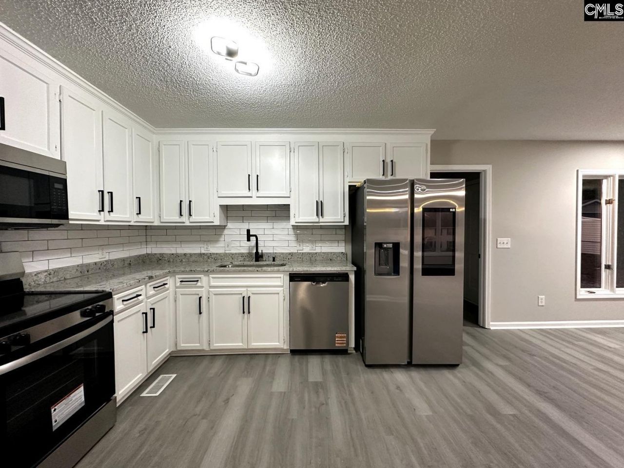 1909 Faraway Drive Photo 7