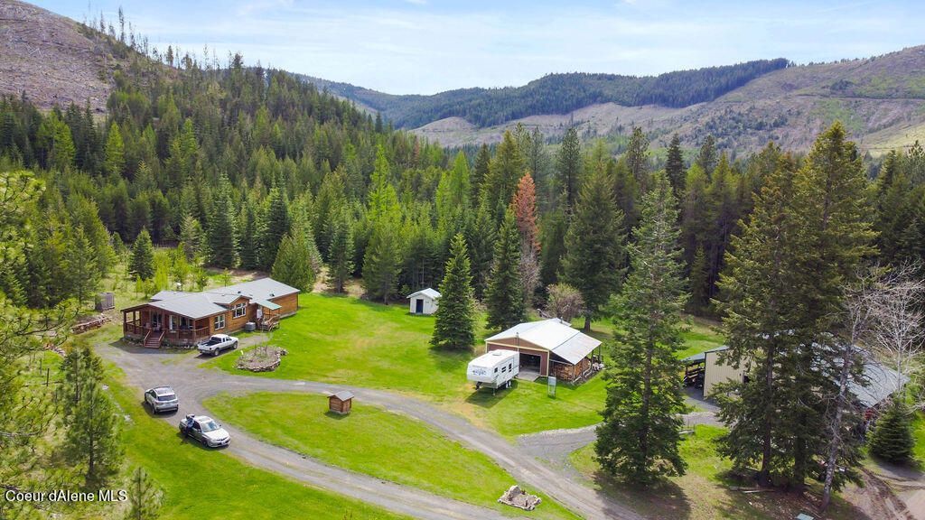 301 Cherry Hill Ln, Saint Maries, ID 83861 Main Photo