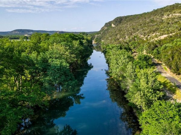 831 Wade Road, New Braunfels, TX 78132