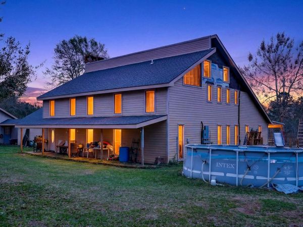 42 Dead End, Carriere, MS 39426