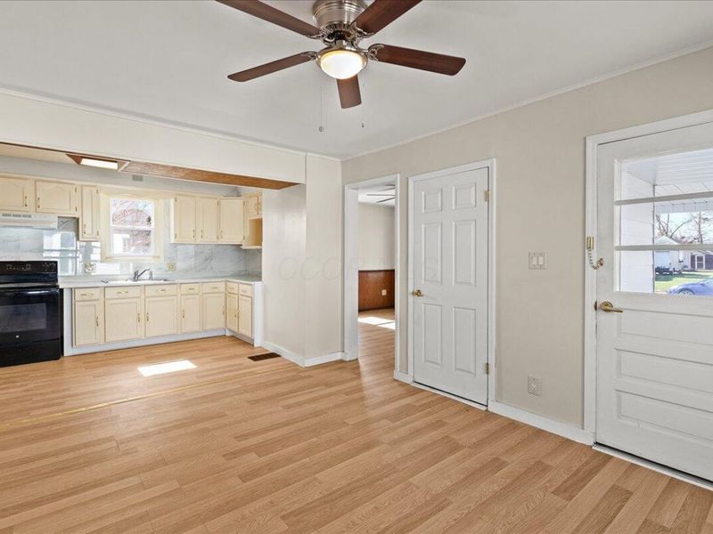 86 Scioto Street , Ashville, OH 43103 Photo 5