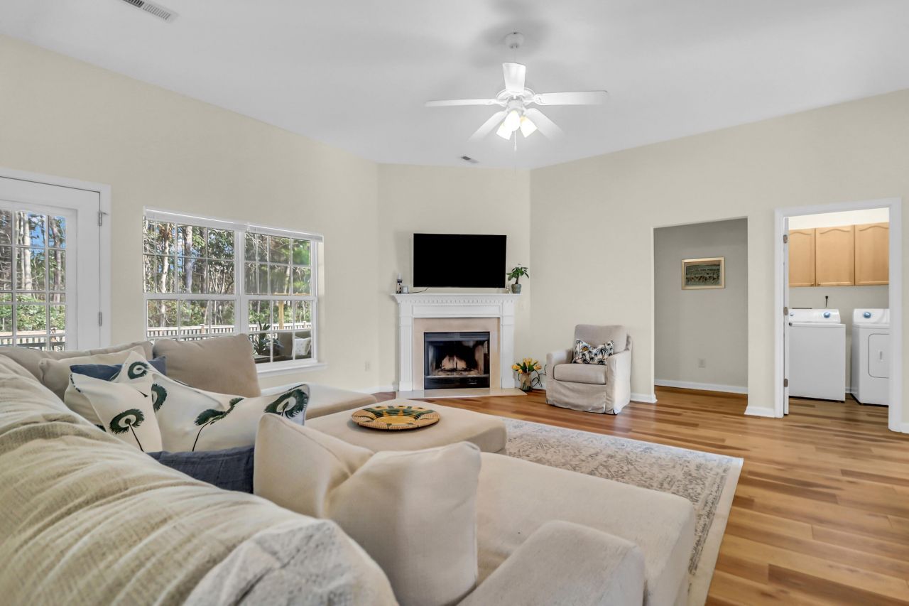 2786 August Road Photo 6