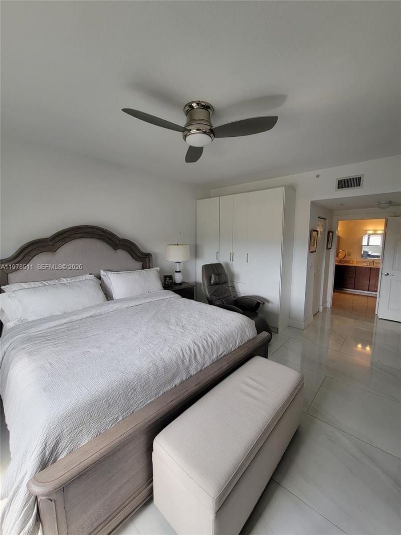 888 S Douglas Rd , Unit 1110, Coral Gables, FL 33134 Photo