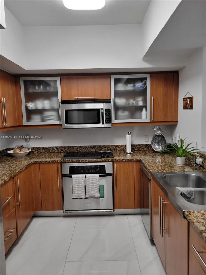 888 S Douglas Rd , Unit 1110, Coral Gables, FL 33134 Photo