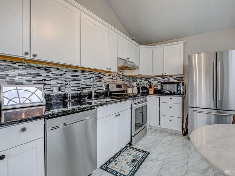 307 Trenton Place, Trenton, OH 45067 Photo 6