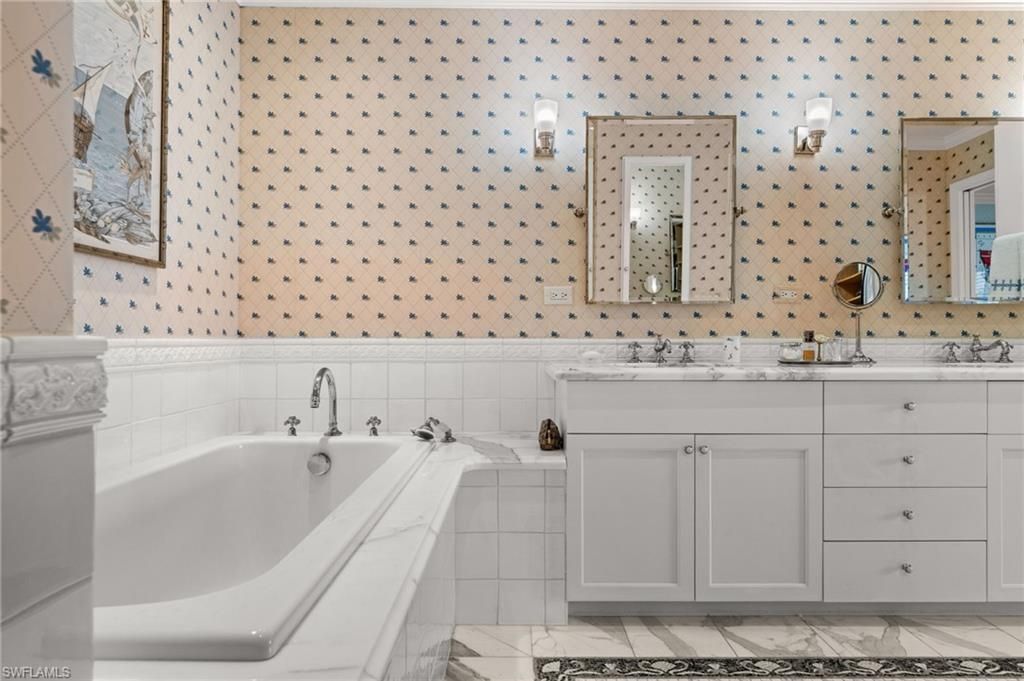 4500 Gulf Shore Blvd N, Unit 141, Naples, FL 34103 Photo