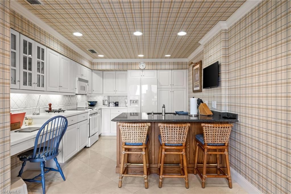 4500 Gulf Shore Blvd N, Unit 141, Naples, FL 34103 Photo